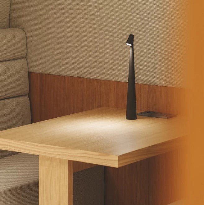 Lysende bærbar bordlampe