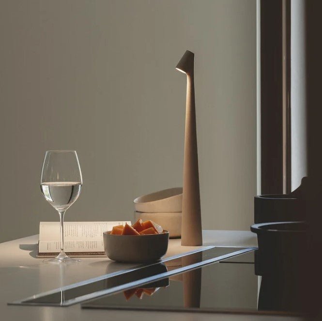 Lysende bærbar bordlampe