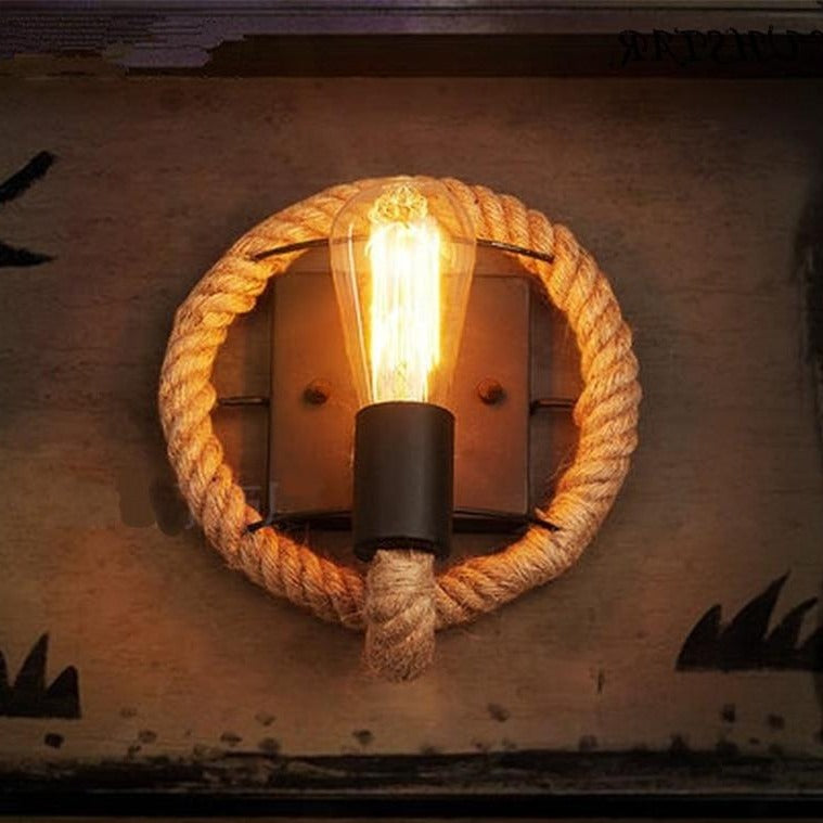 RetroGlow vegglampe – stilig vintagedesign med unik rund ramme
