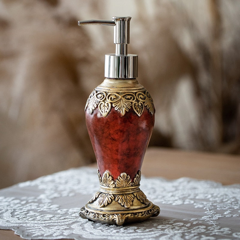 Regal Pour - Vintage-inspirert såpe- og lotiondispenser