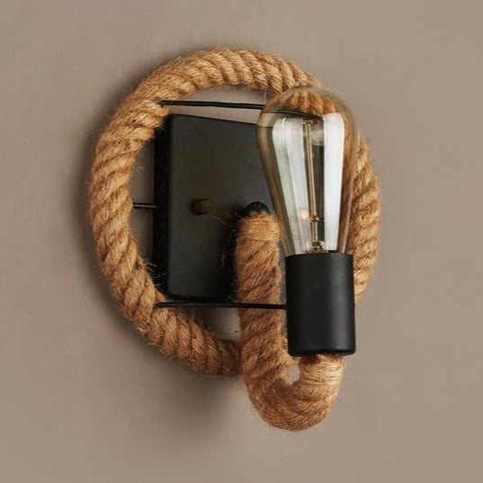 RetroGlow vegglampe – stilig vintagedesign med unik rund ramme
