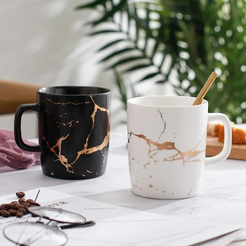 LumiStone kaffekrus med slående mønster og blank overflate