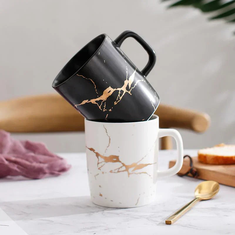 LumiStone kaffekrus med slående mønster og blank overflate