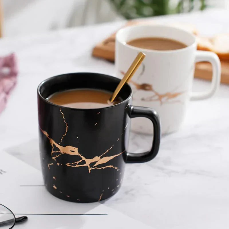 LumiStone kaffekrus med slående mønster og blank overflate