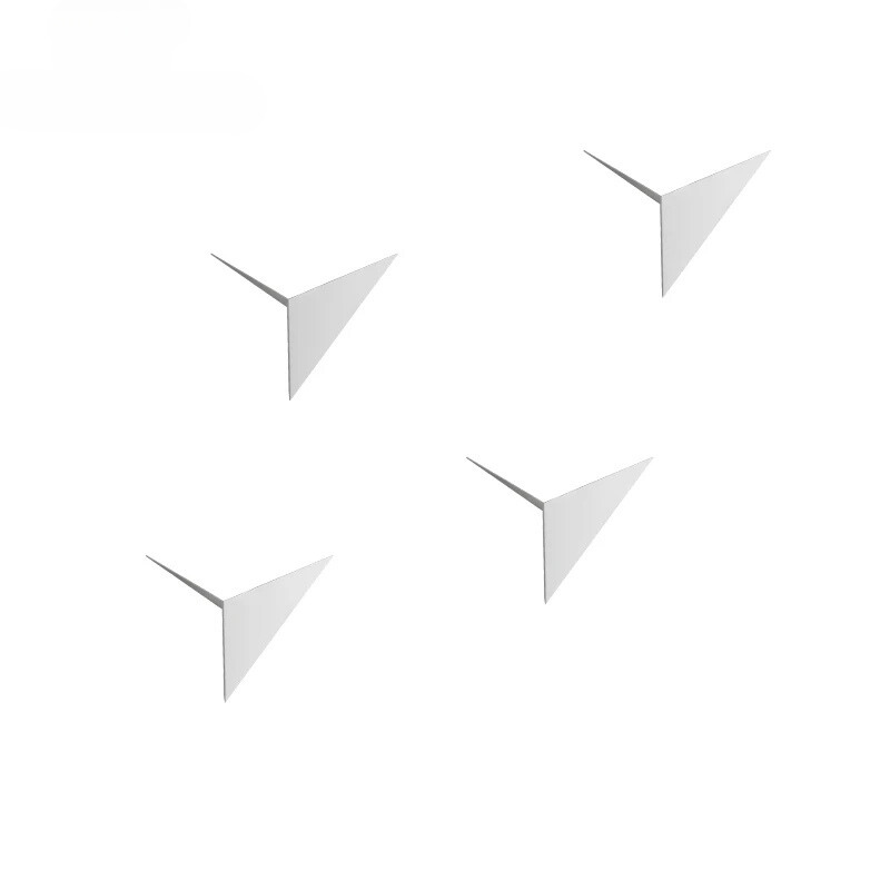 LumiTri - Minimalistisk trekantet vegglampe