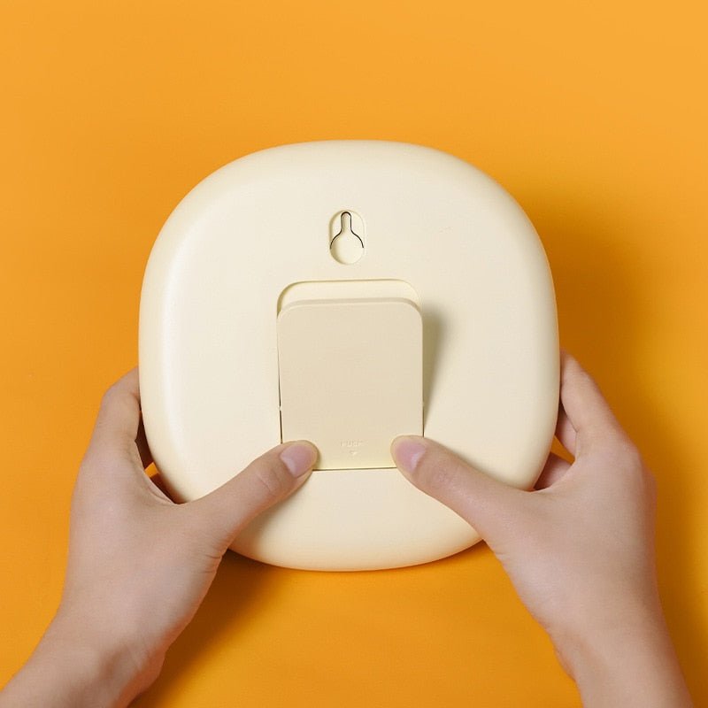 TimeLuxe - Moderne og stilig veggklokke