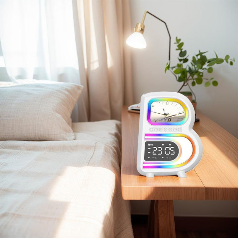 BrightB - LED Letter B skrivebordslampe med klokke og hylle