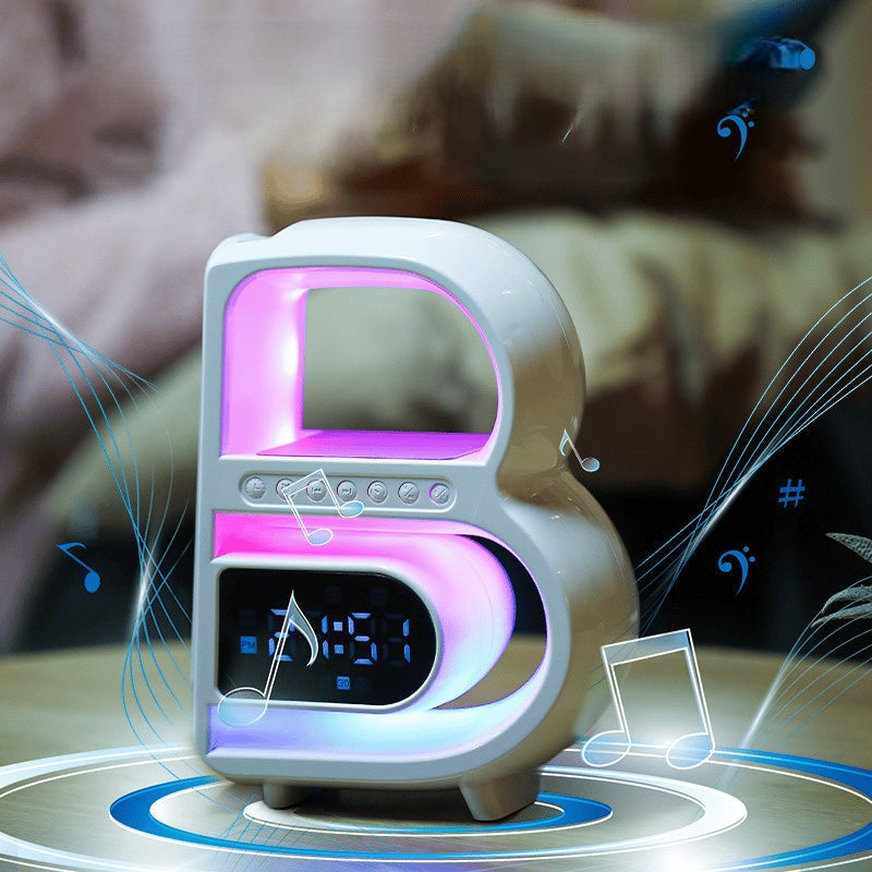 BrightB - LED Letter B skrivebordslampe med klokke og hylle