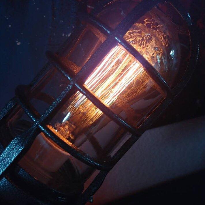 Steampunk rakettlampe