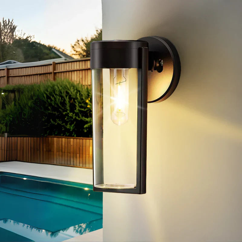 LumaVæg solcellelampe – elegant utendørs veggbelysning