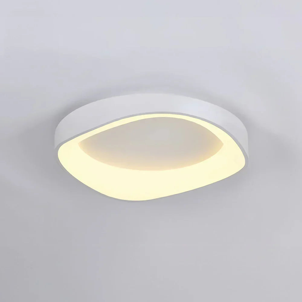 LysLuna Elegant taklampe i tre med myk LED-belysning